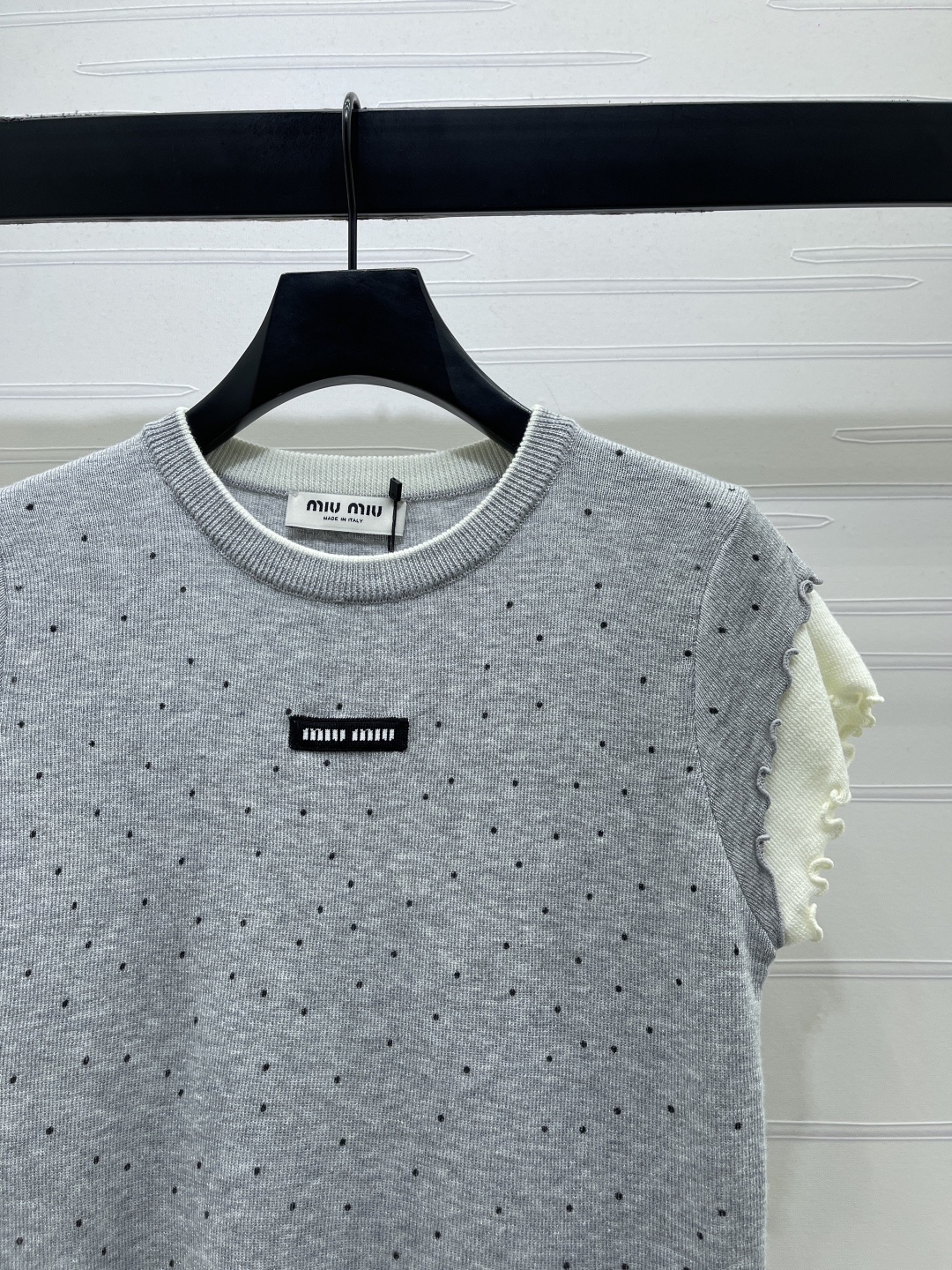 Women's short sleeves